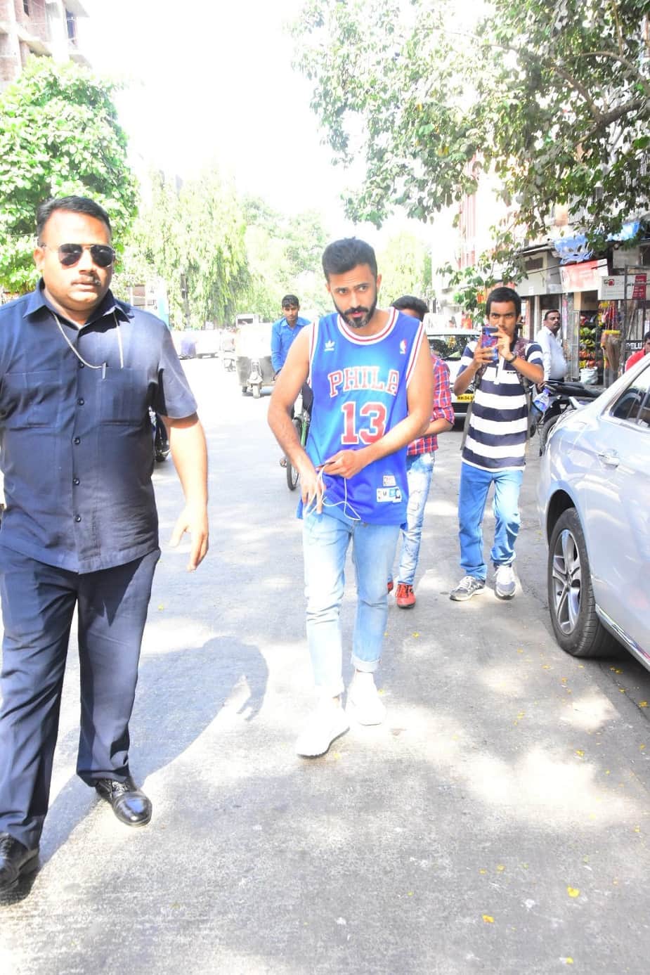 sonam kapoor husband anand ahuja spot at bandra