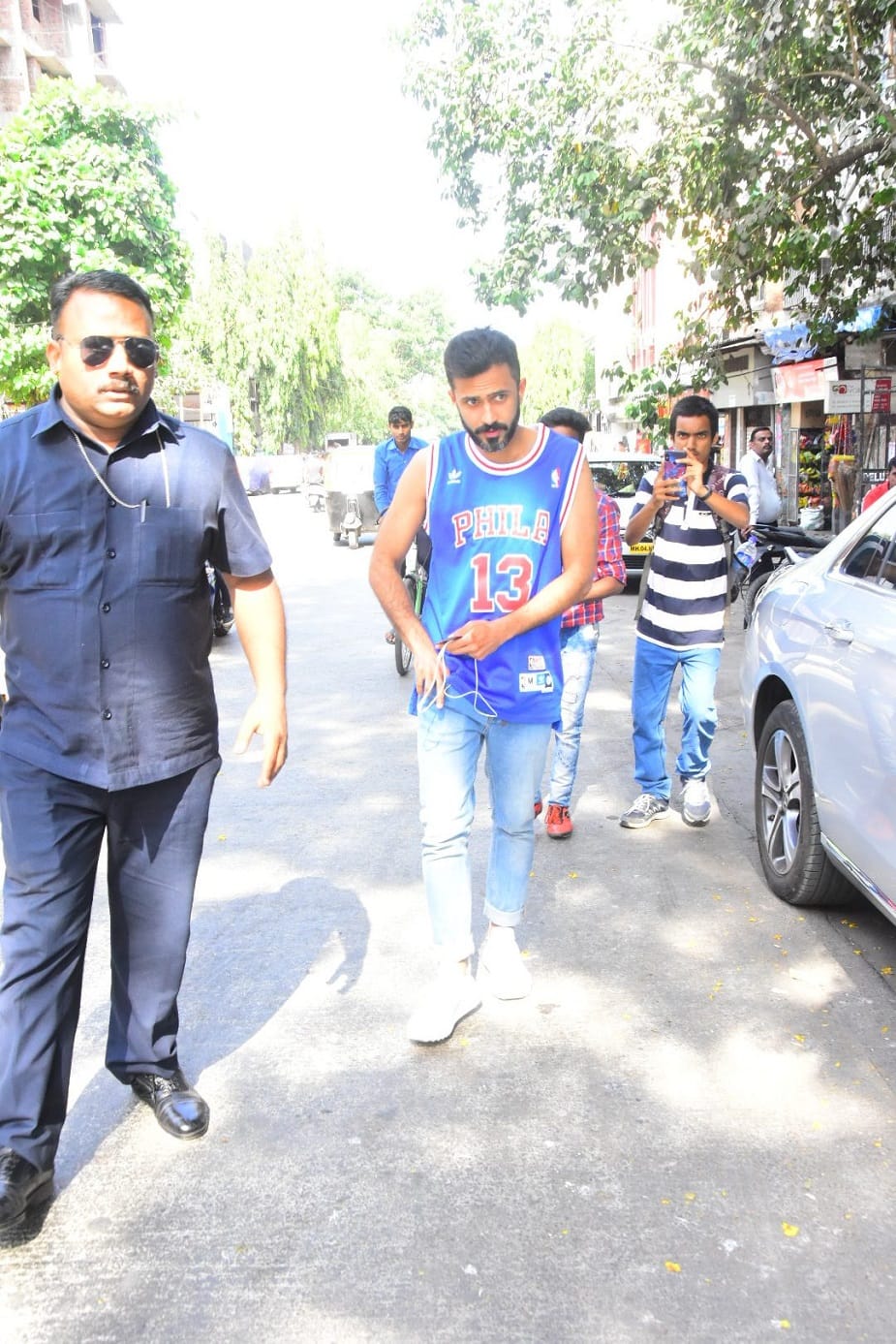 sonam kapoor husband anand ahuja spot at bandra