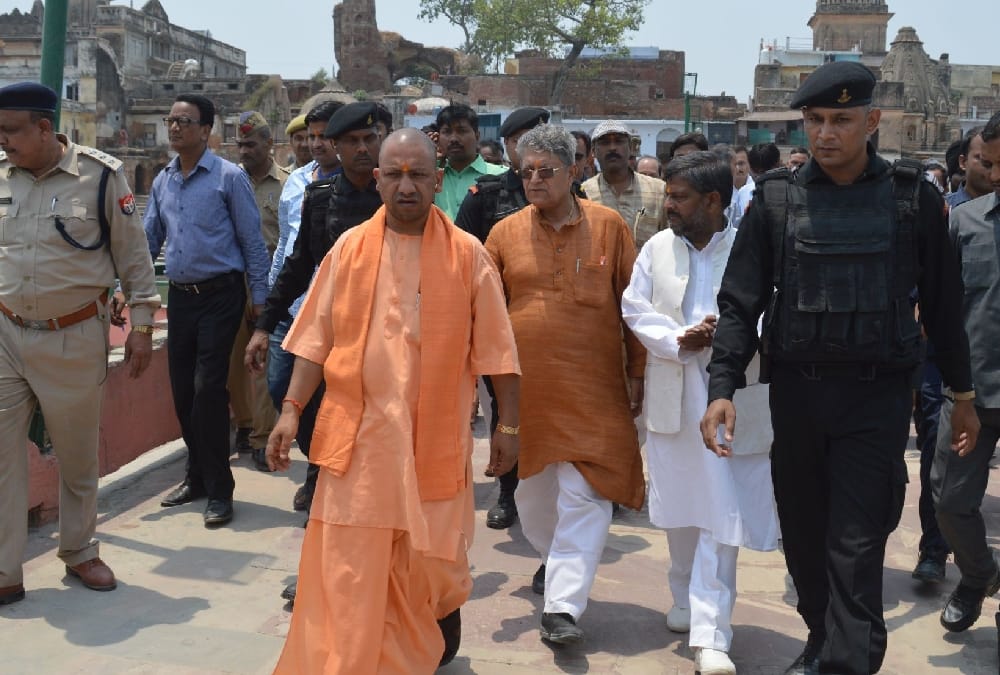 yogi adityanath speaks on ram temple issue.