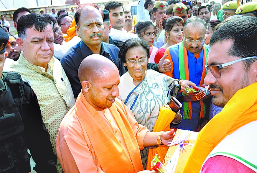  yogi adityanath welcomes india nepal bus service.