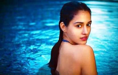 TIGER SHROFF GIRLFRIEND DISHA PATANI UNDER WATER VIDEO GOES VIRAL 