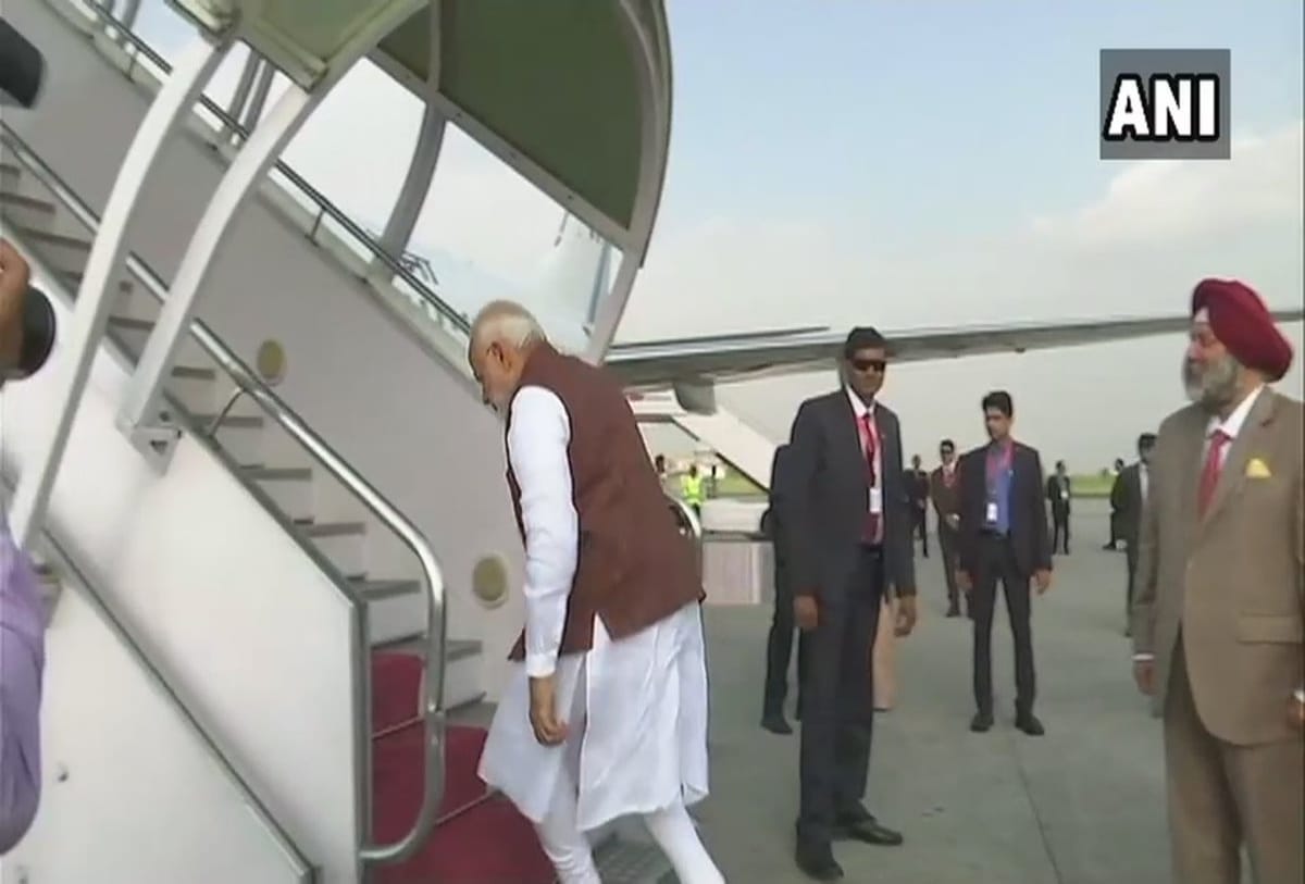 LIVE: Prime Minister Narendra Modi offers prayers at Muktinath Temple Nepal