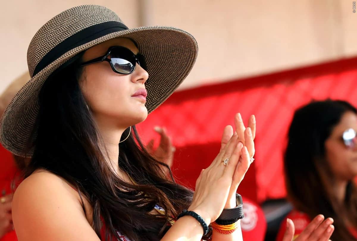 Mahashivaratri 2019 Preity Zinta celebrating Maha Shivratri with husband Gene Goodenough