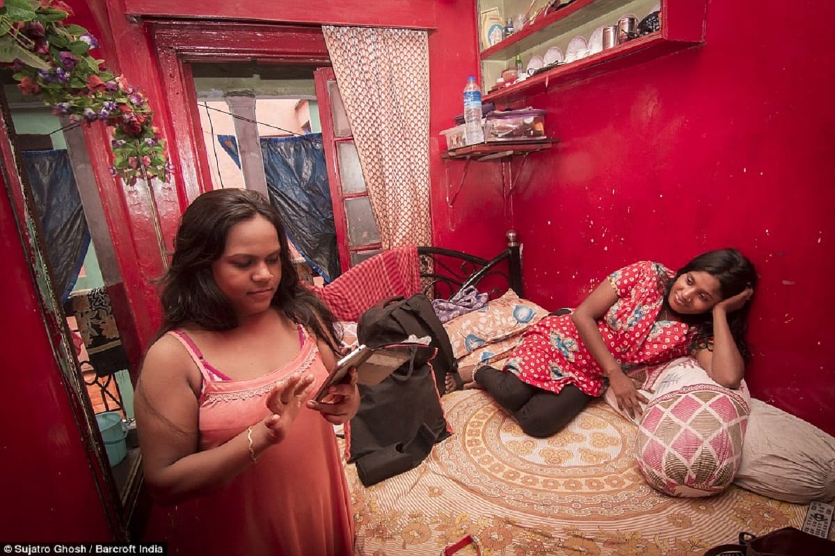 Asia largest red light area in India and the pain of women living here is even greater