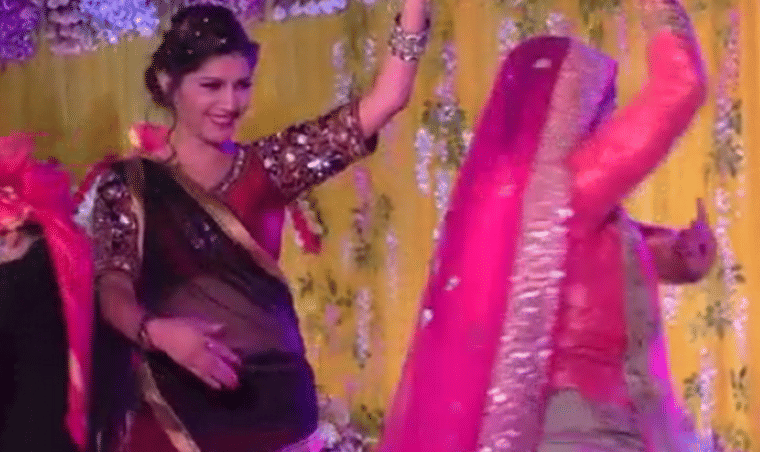 Sapna chaudhary arshi khan and rakhi sawant dance program in marriage ceremony at varanasi