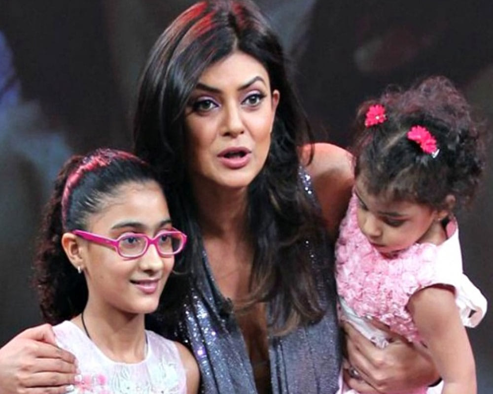 Hottest Single Mothers Of Bollywood Who Are Setting a Great Example For Others