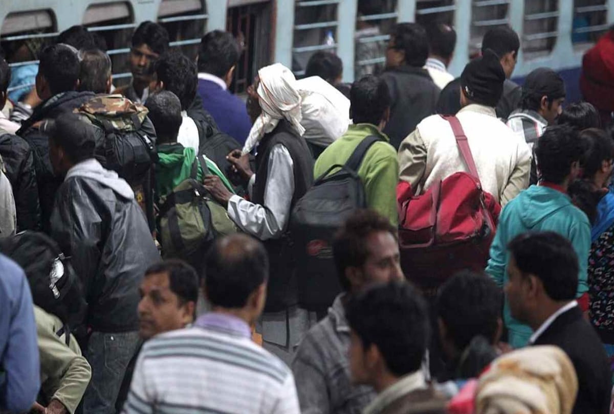 insult of railway on social media due to late running of trains