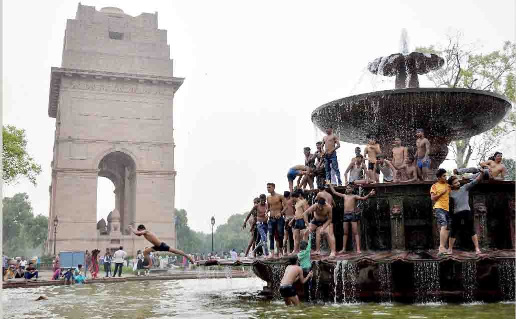 Jaffarpur, the most hot in Delhi, recorded 44 degrees Celsius