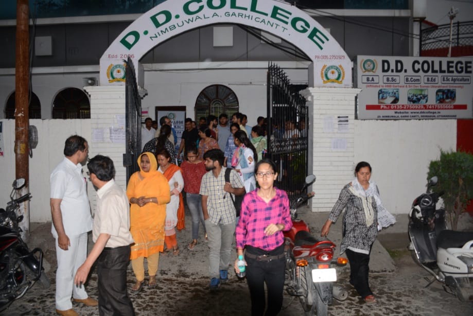 Clat 2018 exam applicants register police complaint after exam late