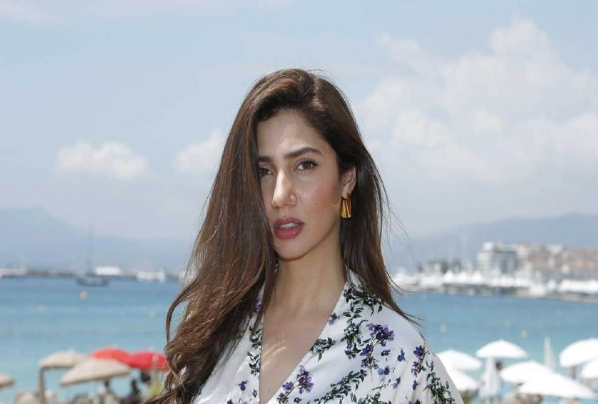 Mahira Khan in Cannes Film Festival says feel like pakistani player 
