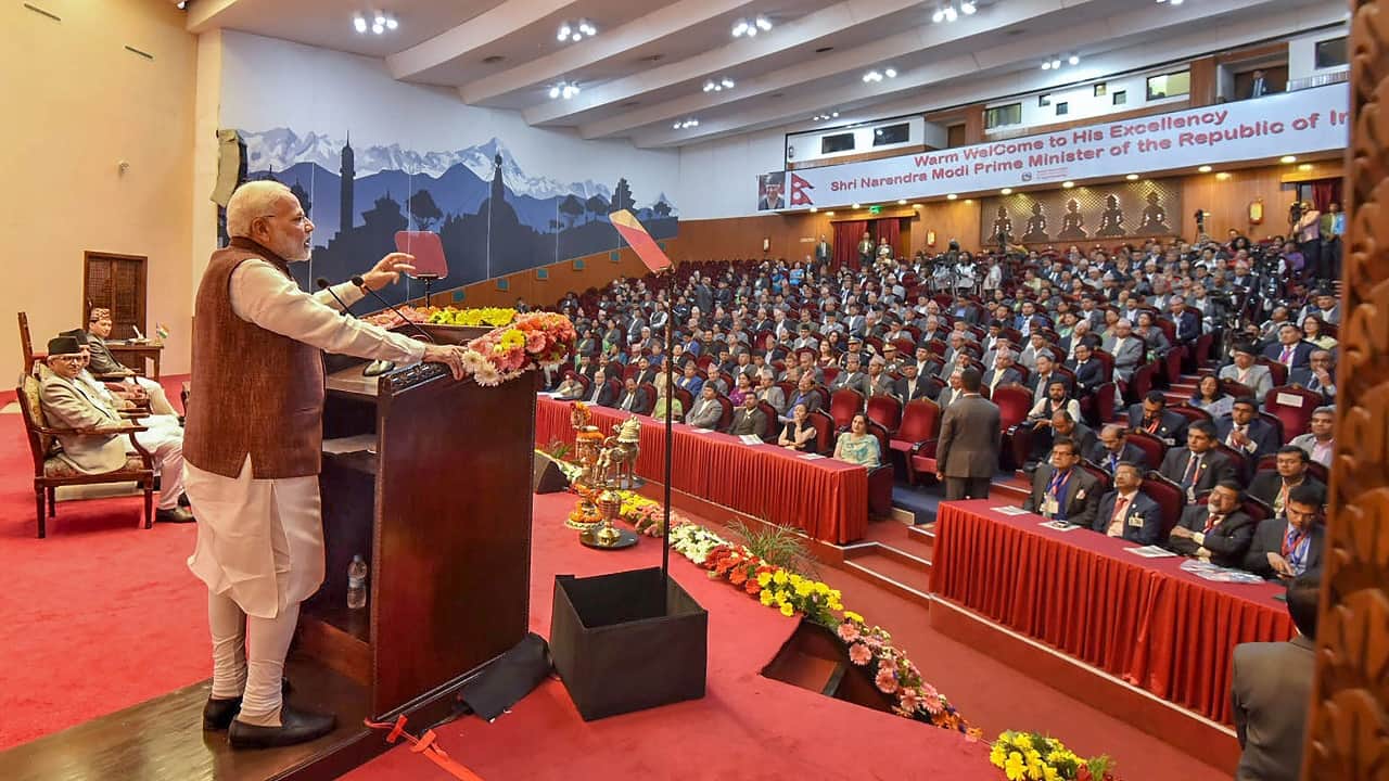 नरेंद्र मोदी