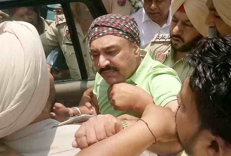 inspector parminder singh bajwa sent to drug addiction center