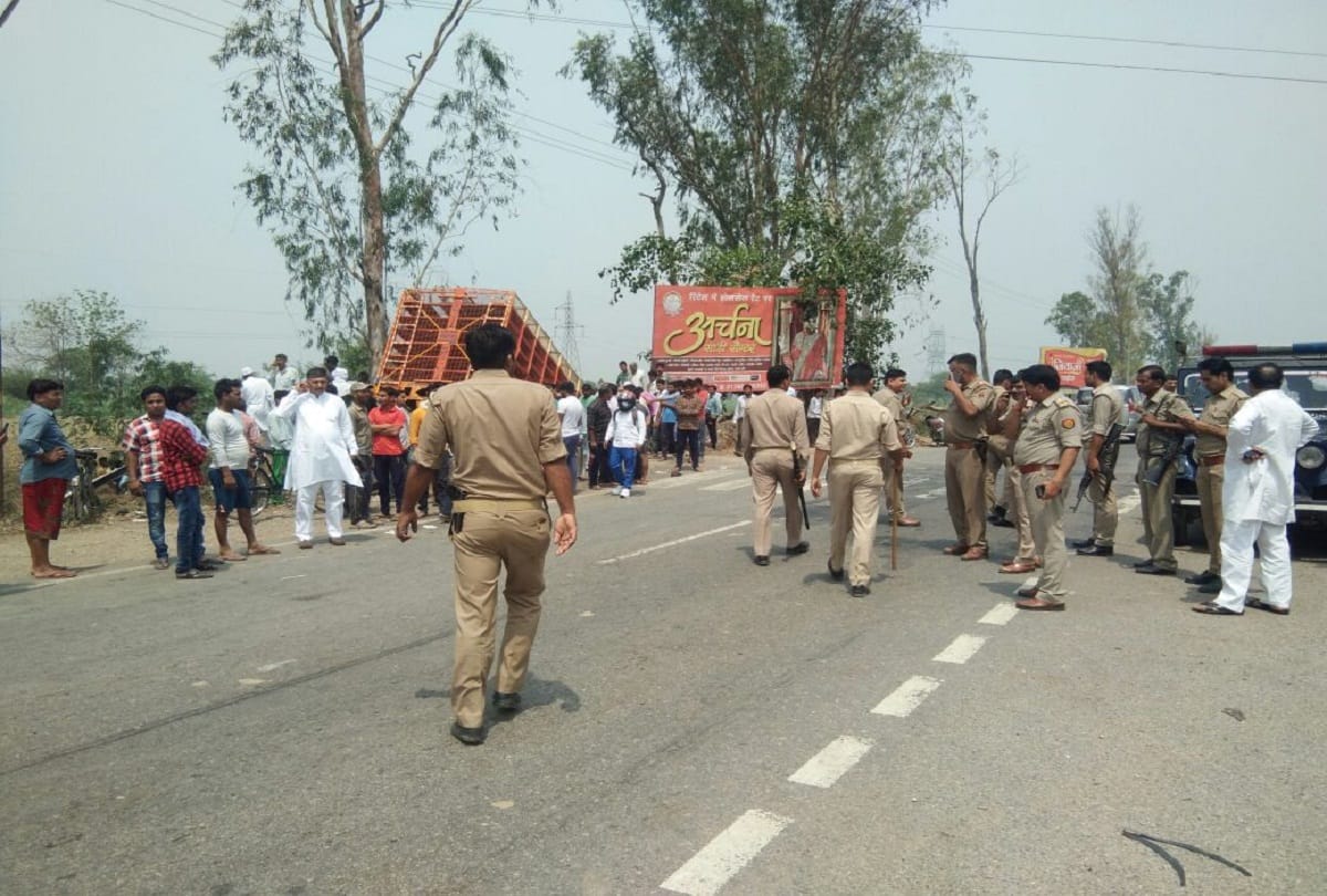 Tractor crushed three women two killed in accident bazpur