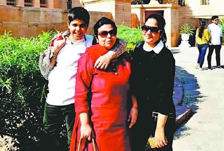 chandigarh, mother's day 2018, mothers day special these seven mothers childrens are celebrity