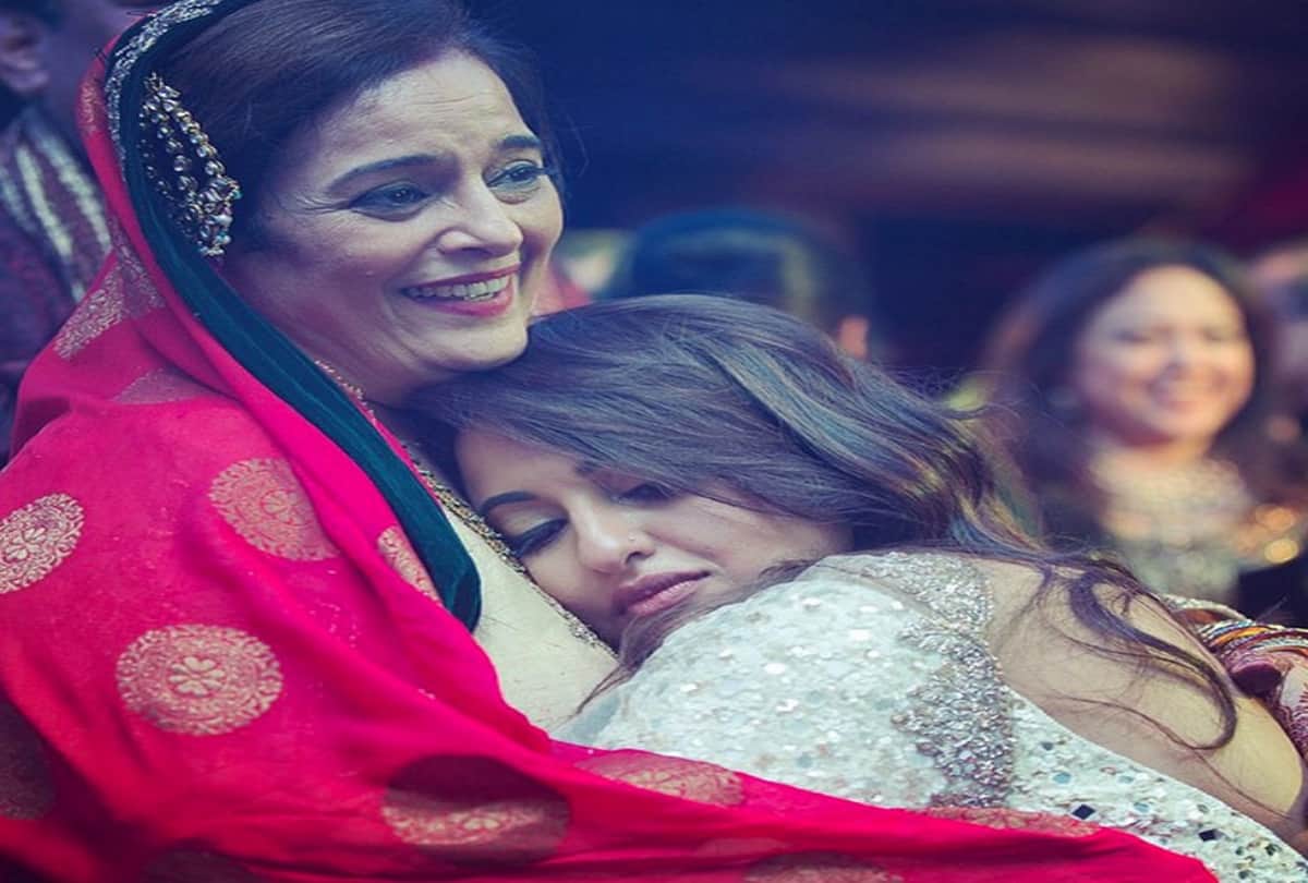 10 bollywood actress who follows their mother advice 