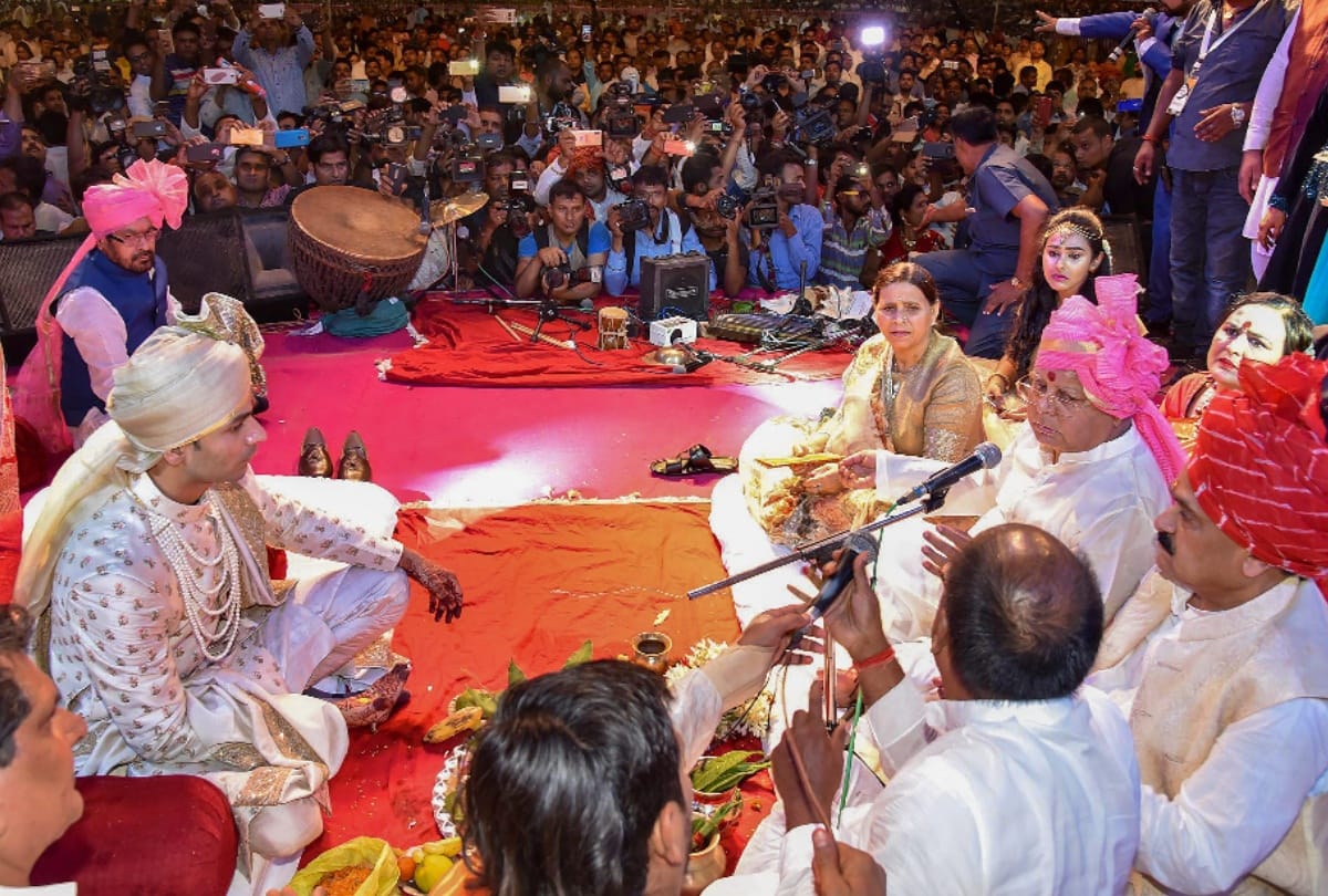 see all inside pictures of lalu elder son tej pratap marriage from nitish arrival to food loot
