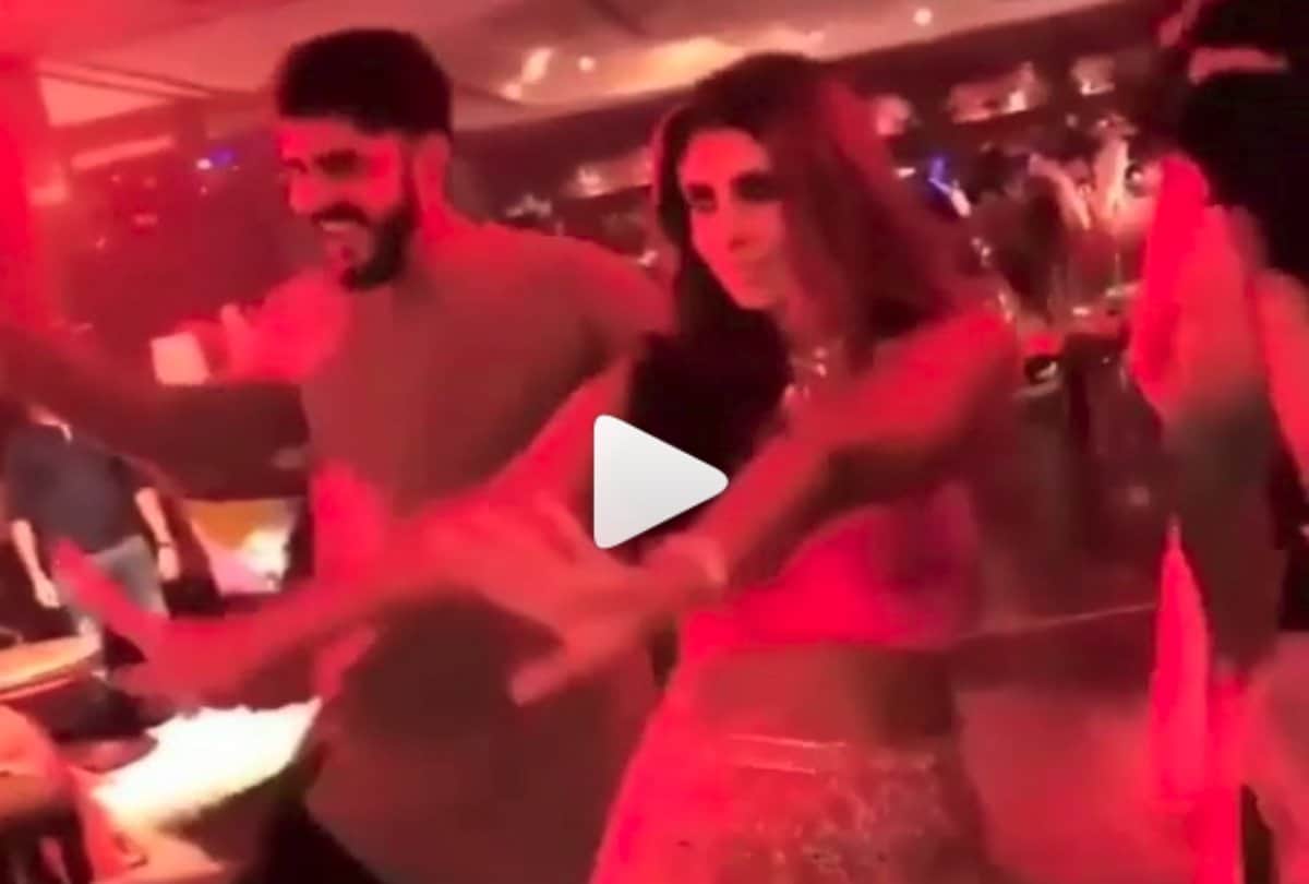 rekha dance video viral from sonam kapoor reception