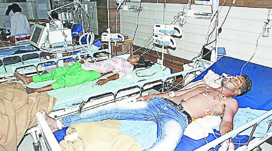 Two lovers at the police station at Bijnor ate poison, death