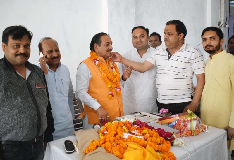 सोरों को तीर्थस्थल घोषित कराने को सीएम से करेंगे बात: रजनीकांत