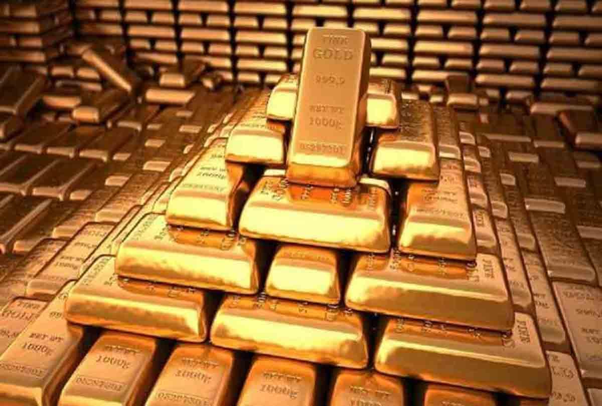 gold smuggling businessman in Kanpur city 
