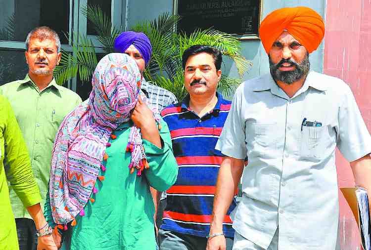 nigerian lady arrested with drugs in mohali