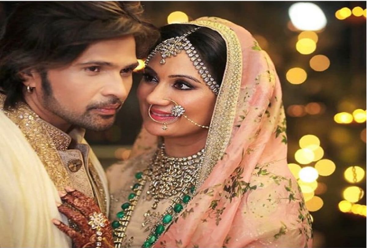 Himesh Reshammiya Trolls after sharing video with wife sonia kapoor