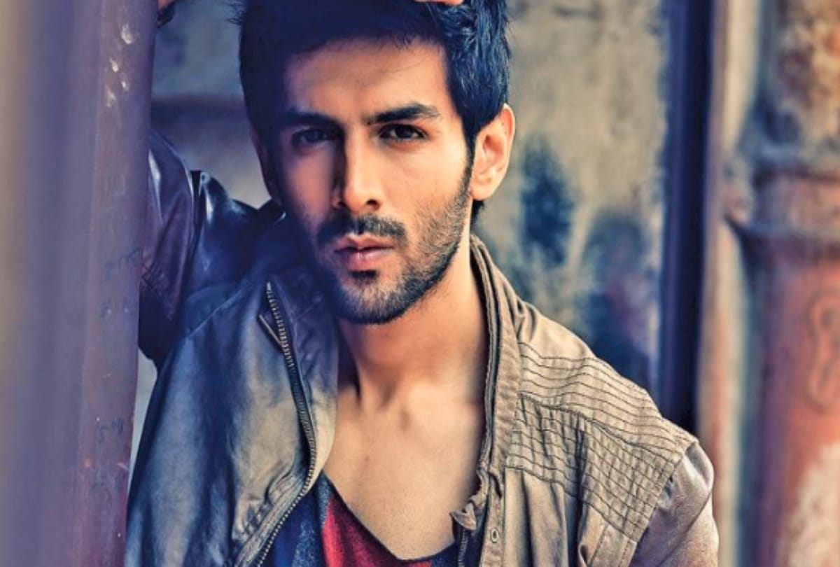 Kartik Aaryan to opposite Ananya Panday in Pati Patni Aur Woh sequel