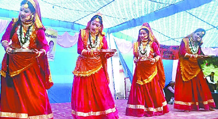  fair concludes with stone throwing ceremony