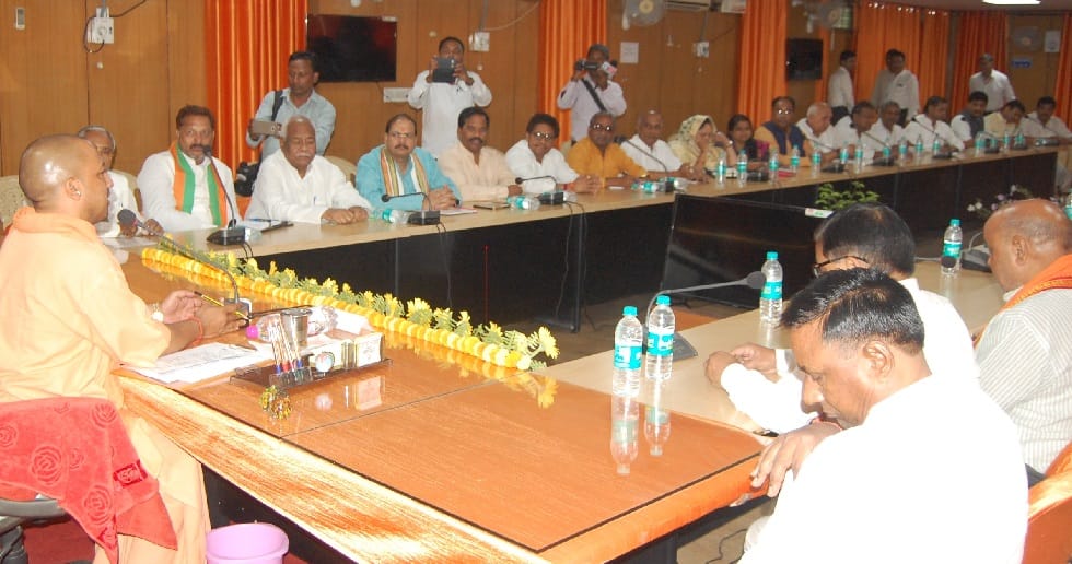 सरकार का रिपोर्ट कार्ड ही जीत का मंत्र
