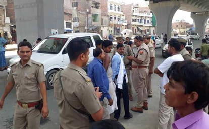 Criminal gun shot on youth in varanasi