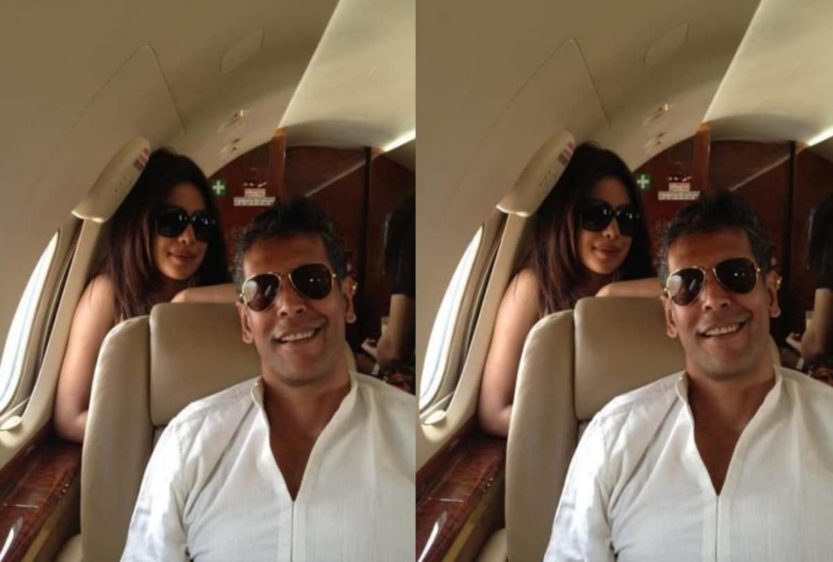 these three actress have their own plane and have fun inside