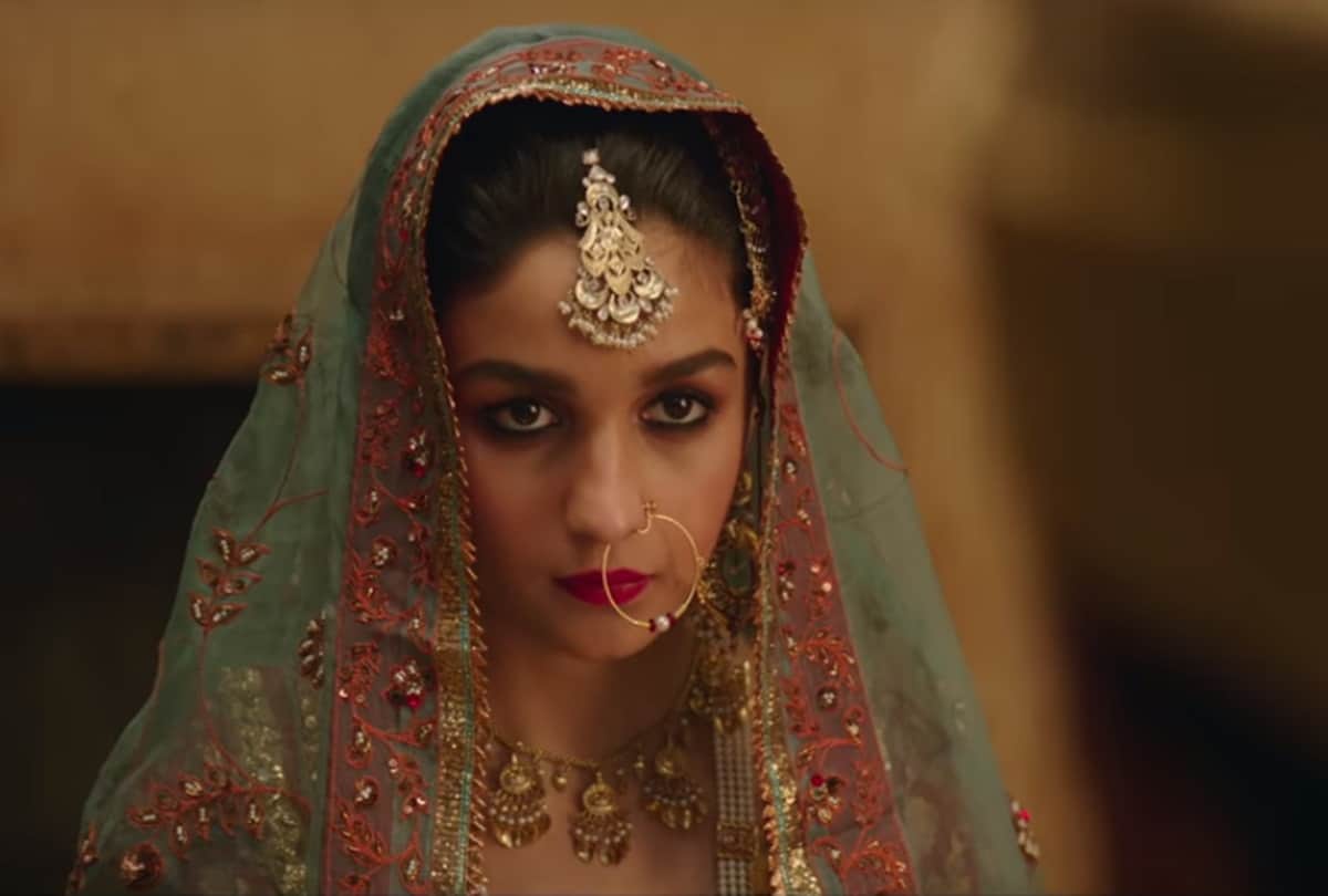 Alia Bhatt Starrer Raazi Crosses Rs 200 Crore Club Worldwide