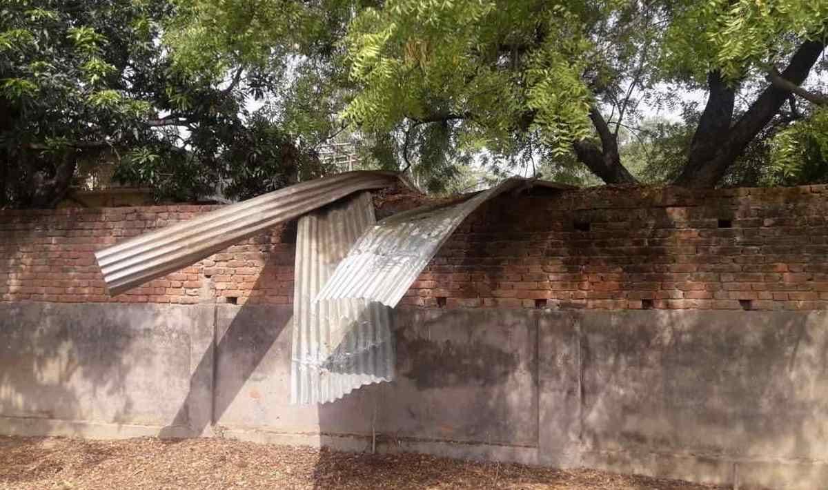 Big damage due to storm and rain in purvanchal and seven people died