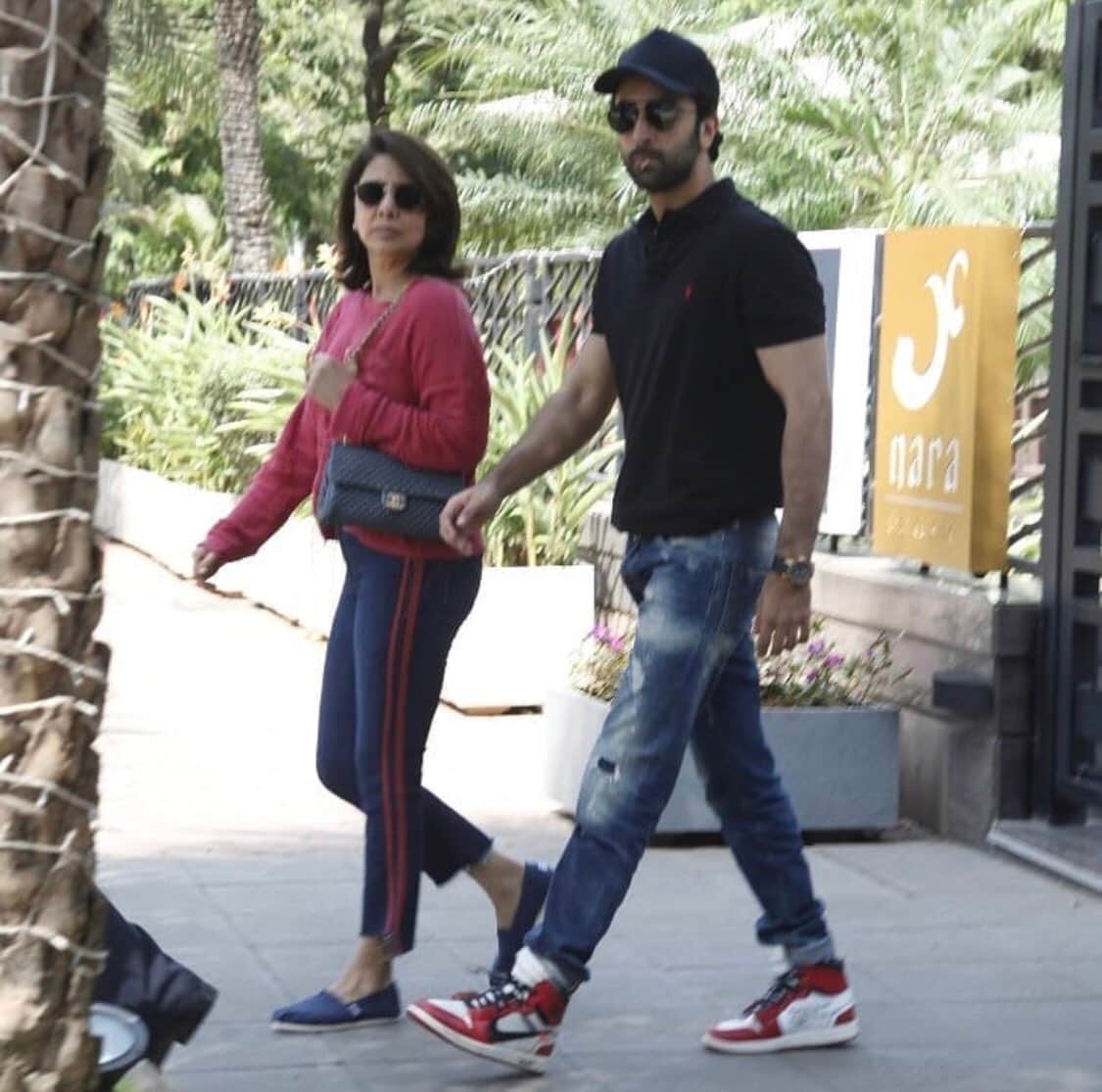 Ranbir Kapoor expressed his love for mom Neetu Kapoor on Mothers Day 