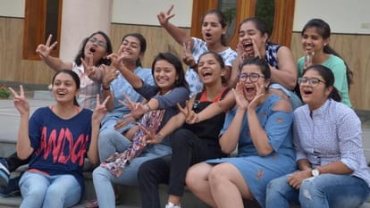 CISCE Result 2018 tamanna dahiya become uttarakhand topper in 12th, Dehradun