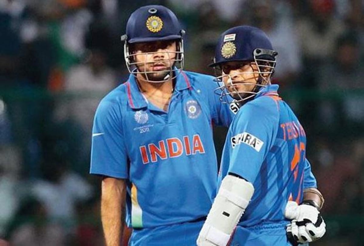 Abdul Razzaq says I do nt place  virat kohli  in same class as  sachin tendulkar