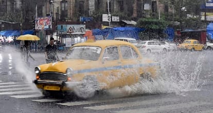 pictures: 53 people died in the thunderstorm on Sunday, Storm continues today