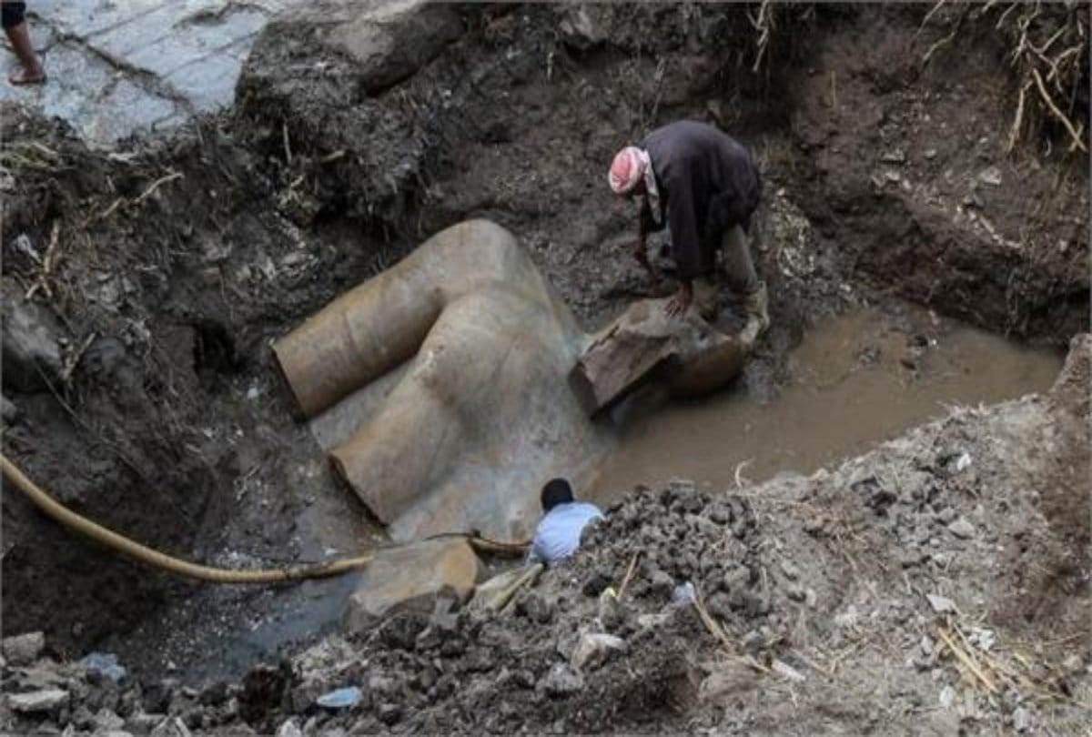 three thousand years old Mysterious treasure discovered hidden inside mud