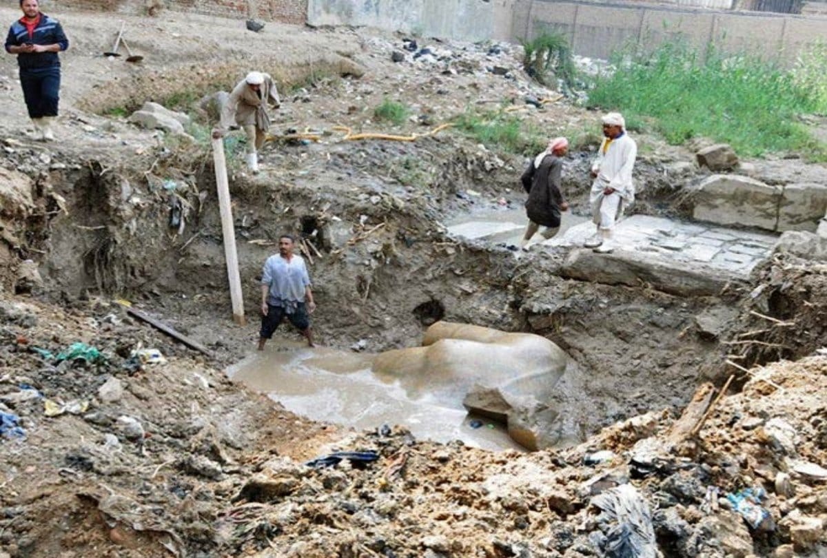 three thousand years old Mysterious treasure discovered hidden inside mud