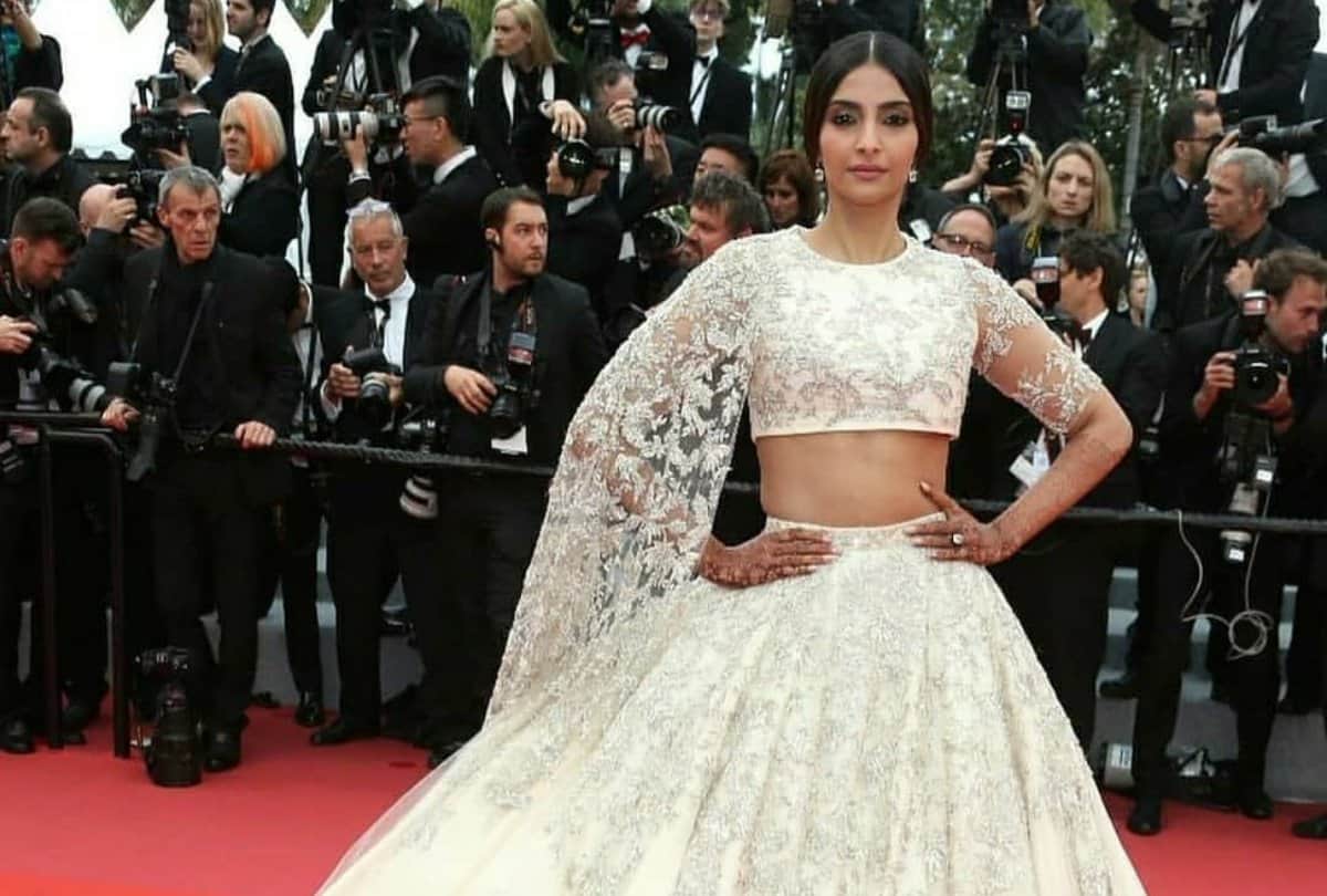sonam kapoor appearance at cannes without mangalsutra