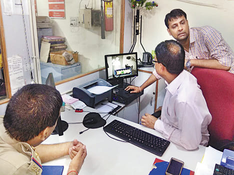 Choron's run in Bank of Baroda, can not break the cash chamber lock