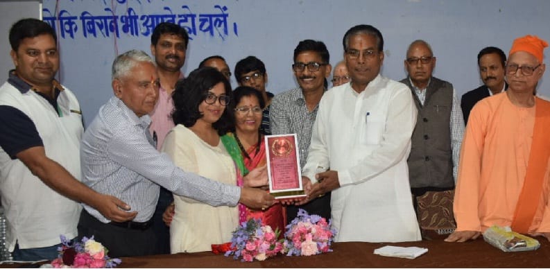 आईएएस के तौर पर महिला शिक्षा को बढ़ावा देने का प्रयास करूंगी: अपूर्वा