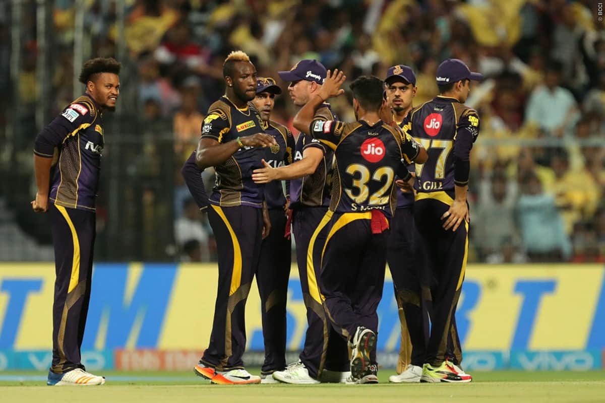 andre russel clean bold on mohammed shami yorker umpire said no ball