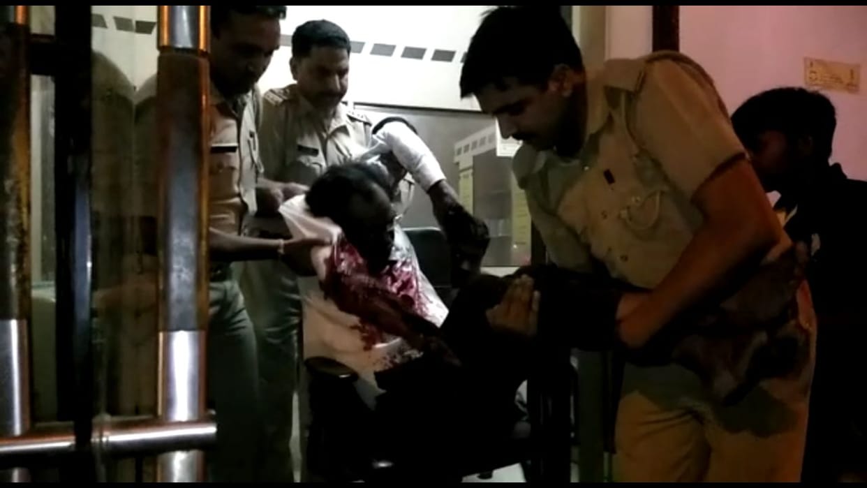 insurance agent agent shot by attackers in vrindavan