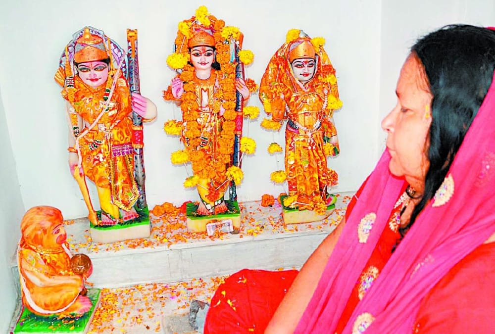 Uttar Pradesh women named her property to the monkey