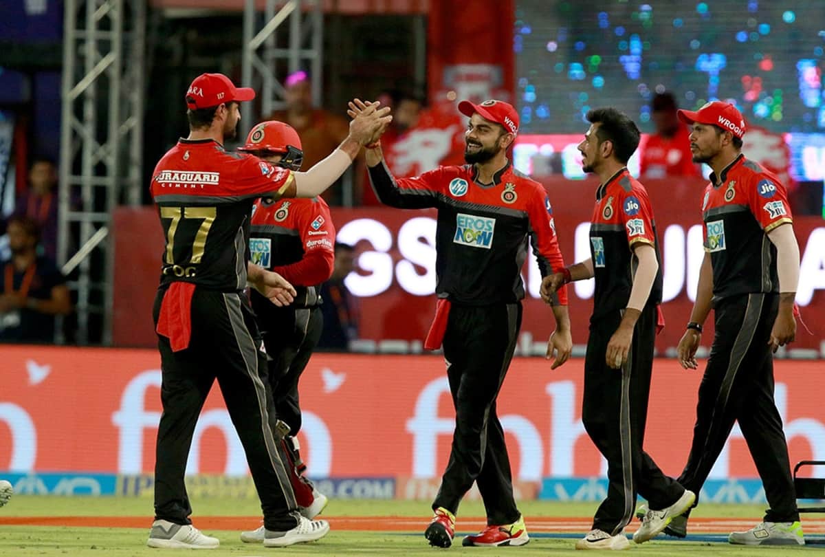 ipl 2018: After taking Virat Kohli wicket, Now Rashin khan posts picture with him