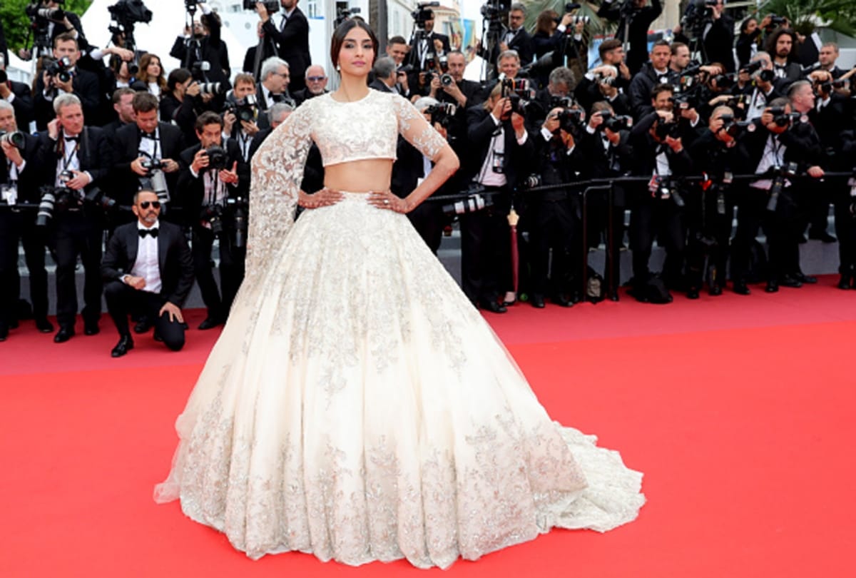 why sonam kapoor gets her honeymoon after 5 months here is four reason