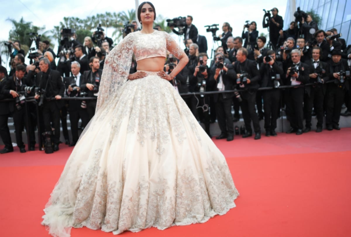 after sonam kapoor anand ahuja changed name adds letter s to his name refers his wife delhi ncr