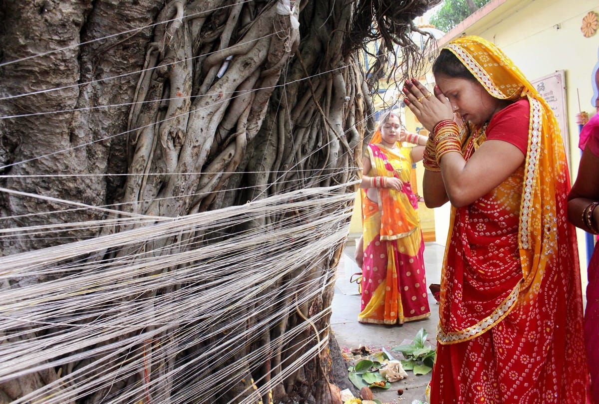 vat savitri pooja 2020 in hindi story puja vidhi and importance