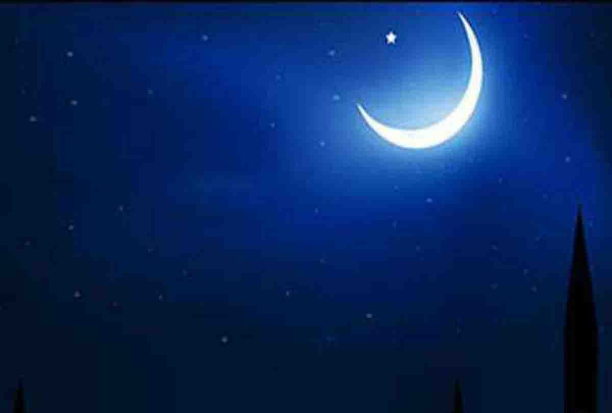 Today is the moon showing then tomorrow is the first Rosa